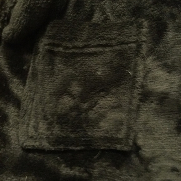 Black full length Jasmine Rose Robe - Picture 3 of 3